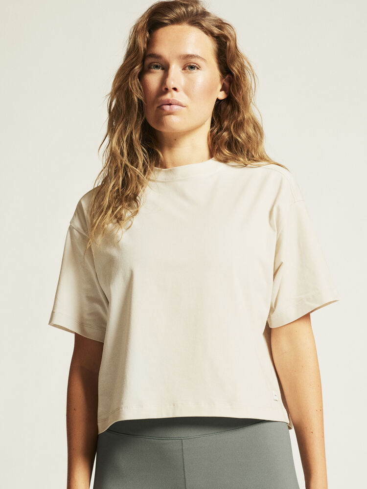 Collective Relaxed SS Tee Women