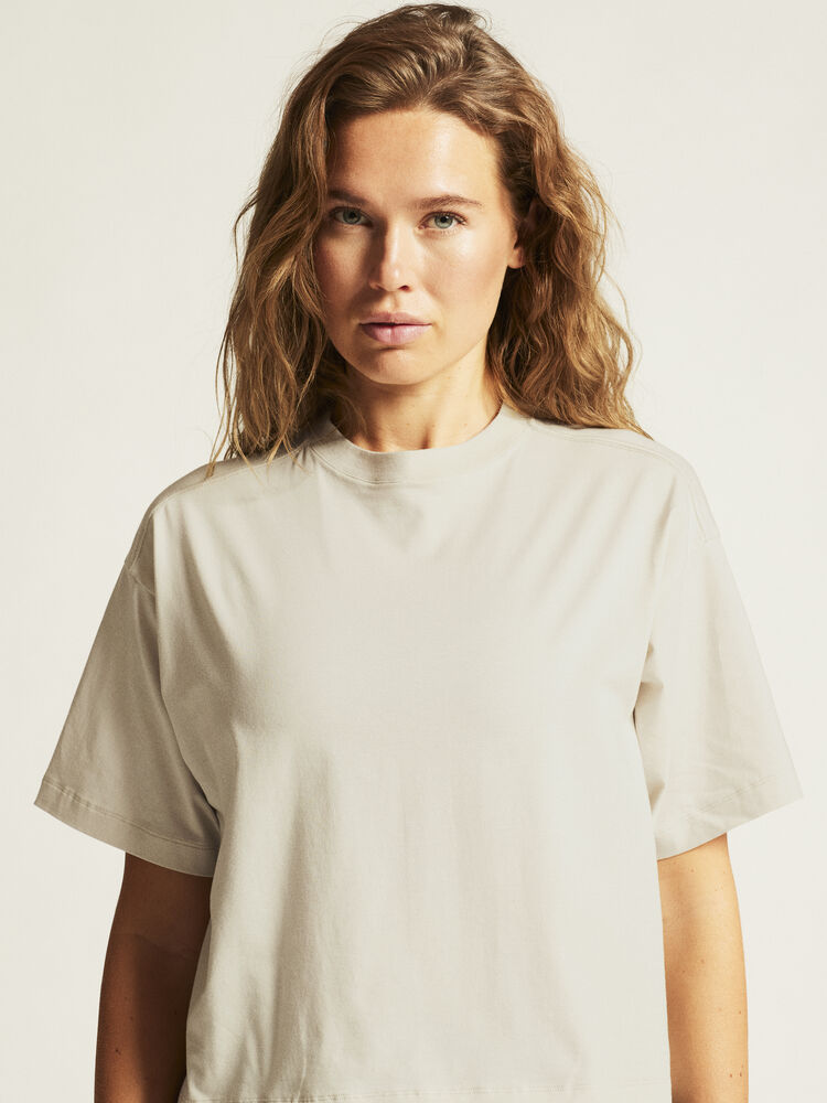 Collective Relaxed SS Tee Women