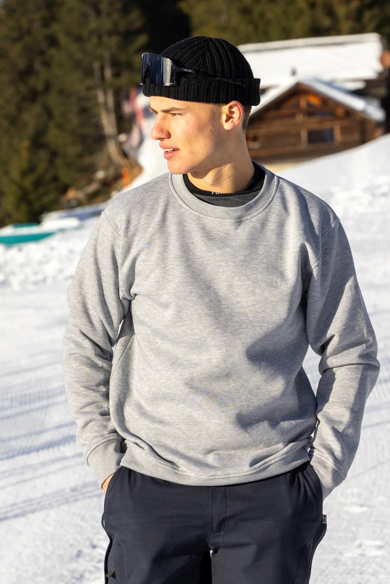 Holt WF Unisex Sweater
