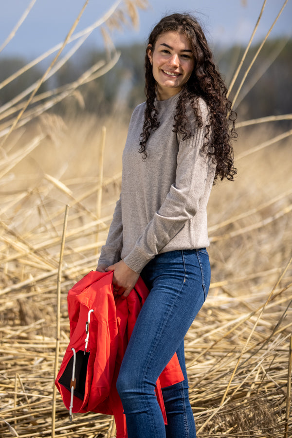Kimi Damen Rundhals Strickpullover